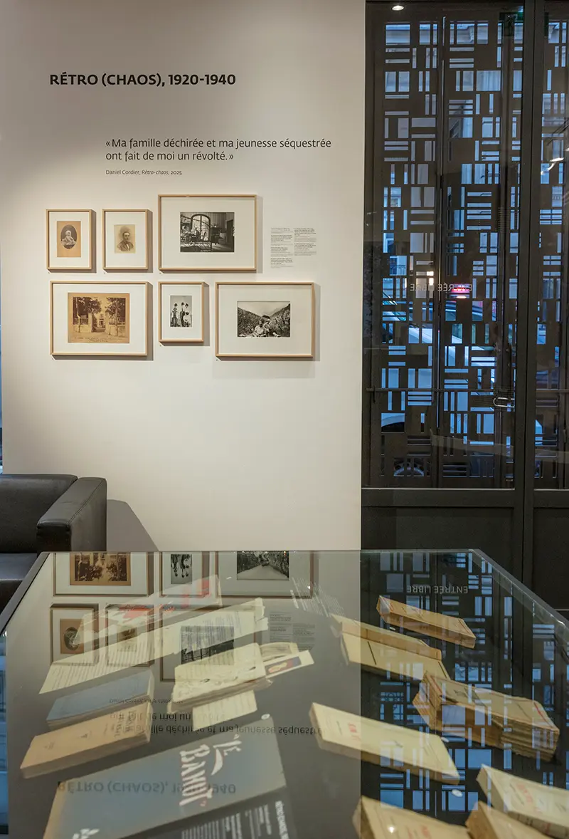 Exposition Daniel Cordier. Mémoires d'une vie (1920-1940) à la Galerie Gallimard. Photo Francesca Mantovani © Éditions Gallimard, 2025