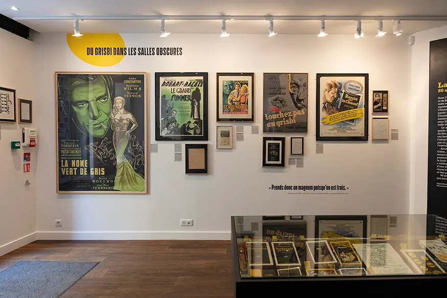 Exposition « La Série Noire au cinéma. 80 ans d'écrans noirs et de nuits blanches » à la Galerie Gallimard, du 28 mars au 13 mai 2025. Photo Francesca Mantovani © Éditions Gallimard