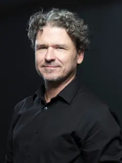 Dave Eggers